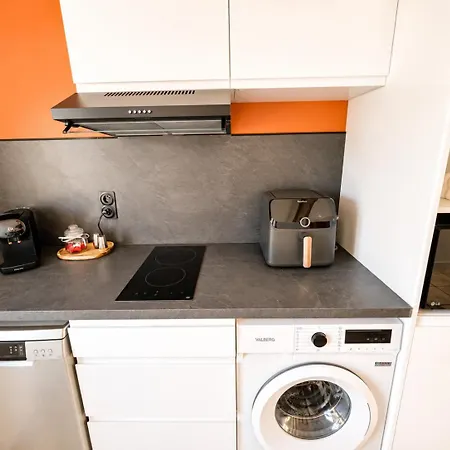 Apartment Privative Jacuzzi, 2 Jardins & Parking *