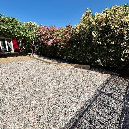 Privative Jacuzzi, 2 Jardins & Parking Apartment